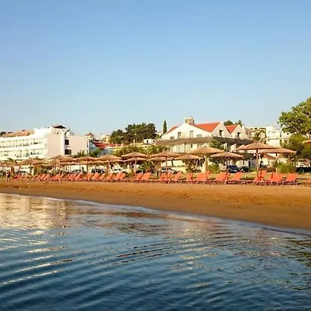 Manolatos Kefalonia Apartment *