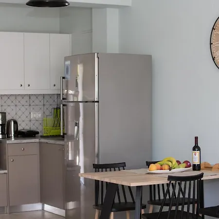 Manolatos Kefalonia Apartment Lixouri